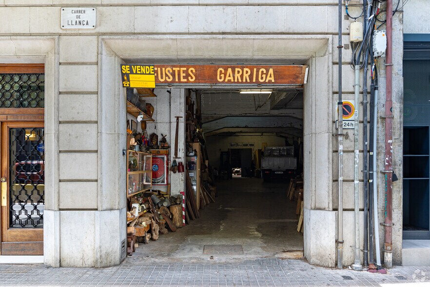 Carrer de Llançà, 11, Barcelone, Barcelona à vendre - Photo du bâtiment - Image 2 de 2
