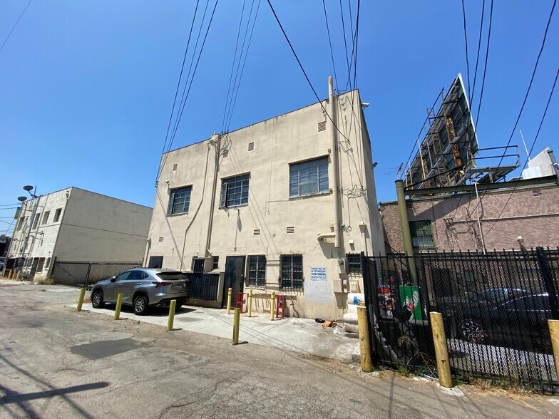 4064 Crenshaw Blvd, Los Angeles, CA à vendre - Photo du bâtiment - Image 3 de 8