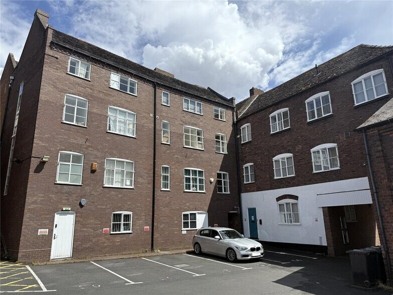 10 Church St, Kidderminster à vendre - Photo du bâtiment - Image 2 de 19