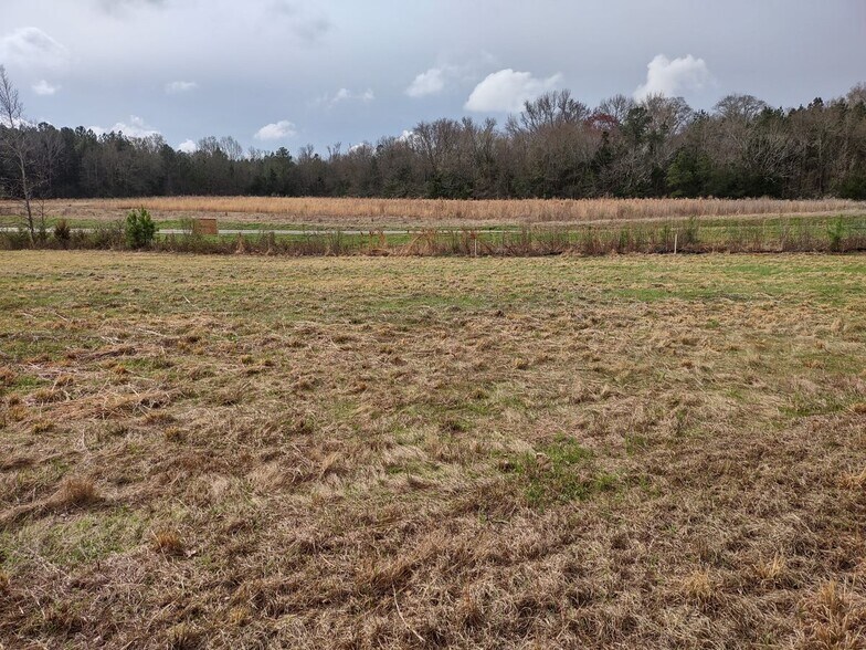 1260 RAUCH METZ, Irmo, SC à louer - Photo du bâtiment - Image 3 de 5