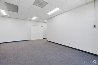 18207 Chisholm Trl, Houston, TX à louer Photo intérieure- Image 2 de 12