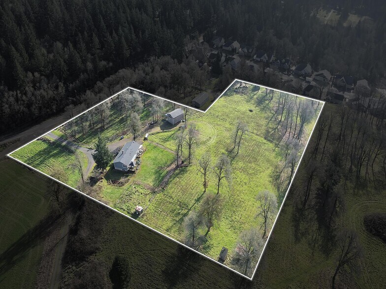 7209 Combest Ln SE, Turner, OR à vendre - Photo du bâtiment - Image 3 de 43