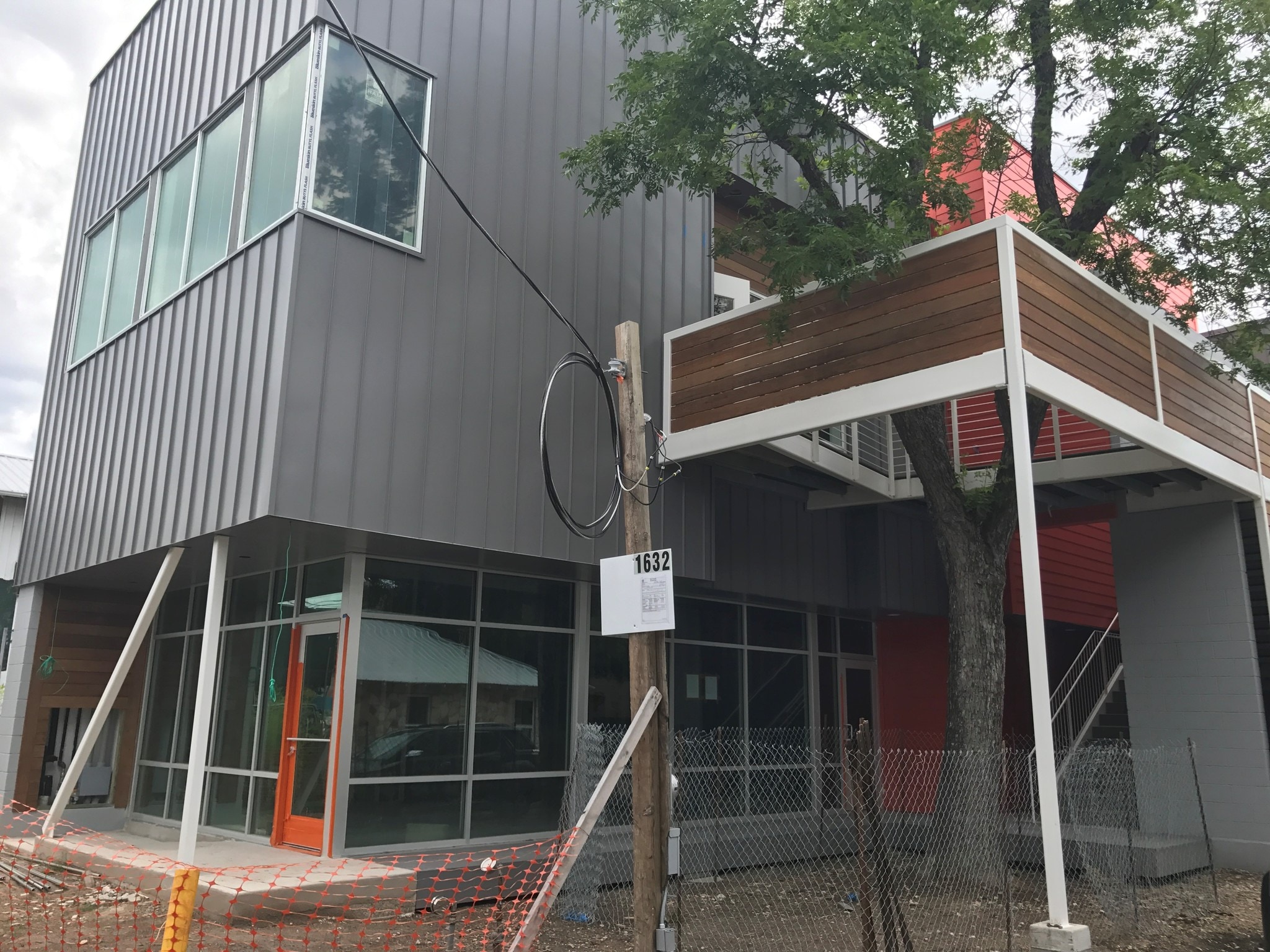 1632 S 1st St, Austin, TX for lease Primary Photo- Image 1 of 46