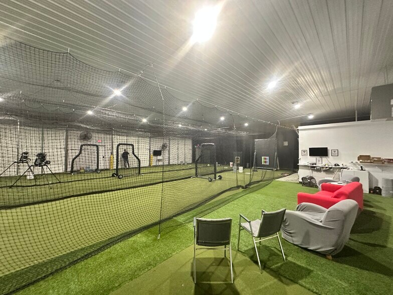 1629 Beach St, Fort Wayne, IN à louer - Photo du bâtiment - Image 3 de 4