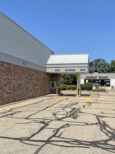 1401 W Main St, Lowell, MI for sale - Building Photo - Image 3 of 13