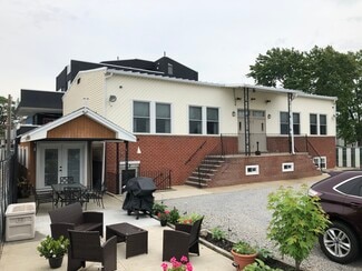 More details for 1 Merit Ct, Brooklyn, NY - Specialty for Sale