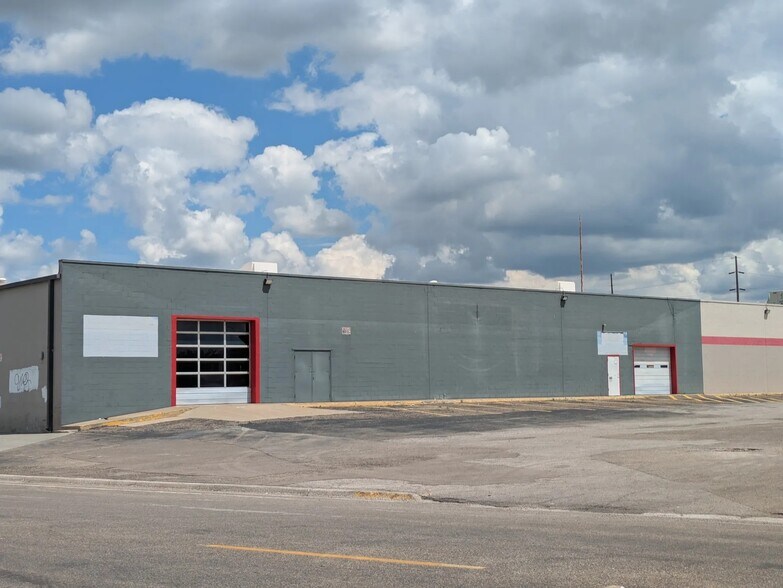 4210 W 45th St, Amarillo, TX for lease - Building Photo - Image 1 of 3