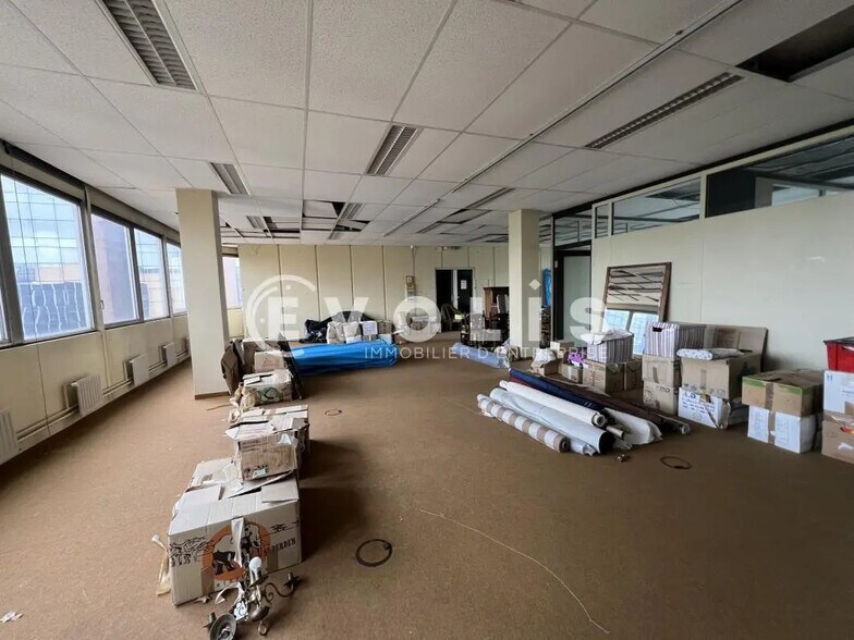 Bureau dans Fontenay-sous-Bois à louer - Photo intérieure - Image 2 de 10