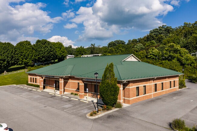 More details for 26208 Lee Hwy, Abingdon, VA - Medical for Lease