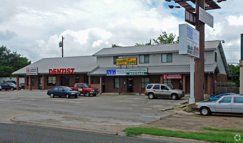 1203-1209 E Central Texas Expy, Killeen, TX for lease - Building Photo - Image 2 of 4