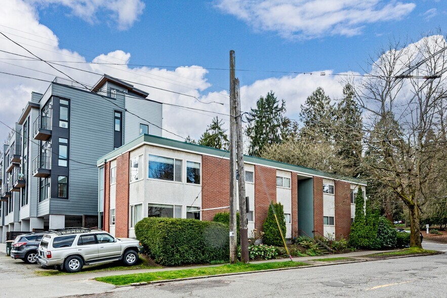 1505 E Galer St, Seattle, WA à vendre - Photo du bâtiment - Image 2 de 11
