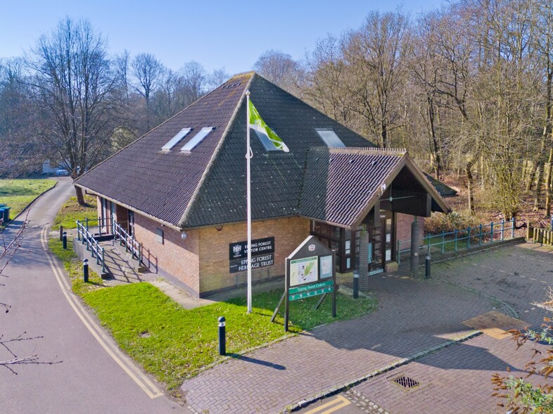 Nursery Rd, Loughton for lease - Building Photo - Image 1 of 7