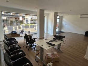 34 Crendon St, High Wycombe à louer Photo intérieure- Image 1 de 3