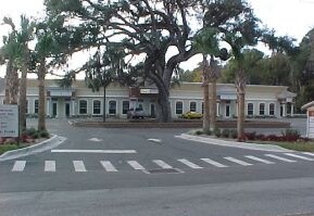 136 N Orchard St, Ormond Beach, FL à louer - Photo du bâtiment - Image 2 de 14