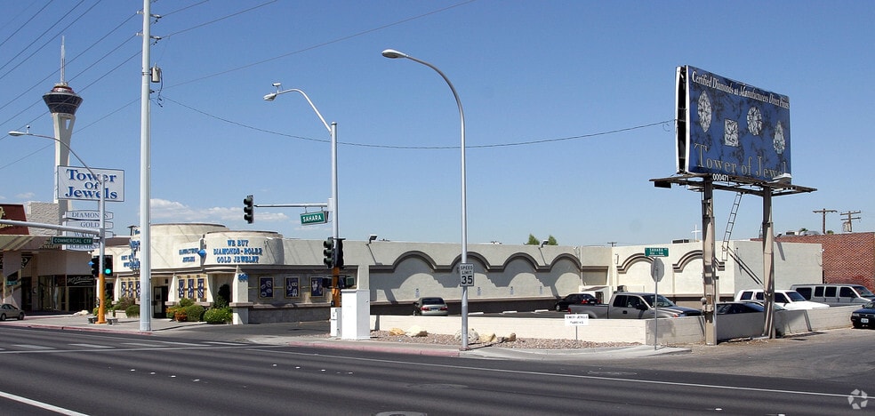 896 E Sahara Ave, Las Vegas, NV for lease - Building Photo - Image 2 of 3