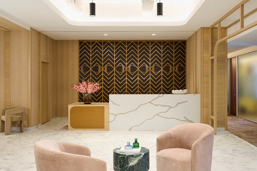 745 Fifth Ave, New York, NY à louer - Photo intérieure - Image 2 de 13