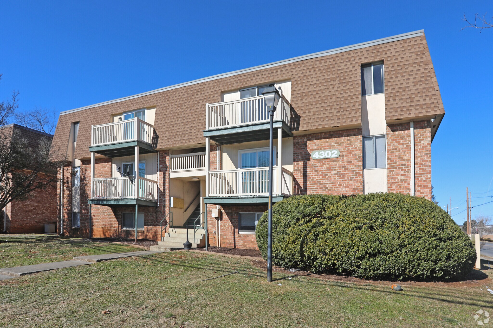 4302-4410 Plantation Rd NE, Roanoke, VA à vendre Photo principale- Image 1 de 1