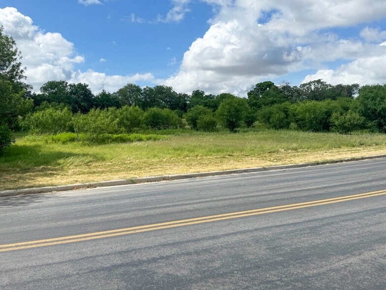 5501 Larkdale Dr, San Antonio, TX à vendre - Autre - Image 2 de 6