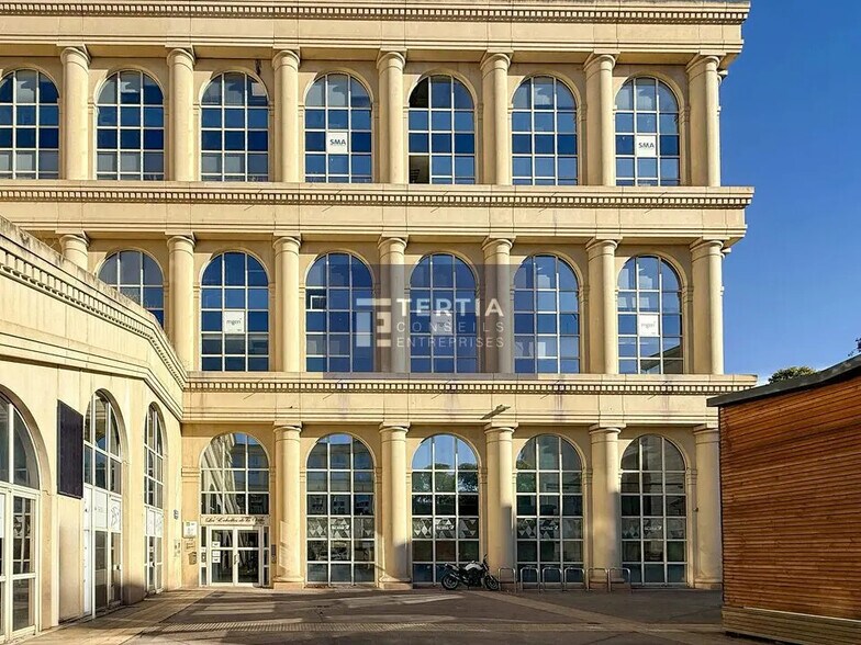 Office in Montpellier for lease - Building Photo - Image 1 of 12