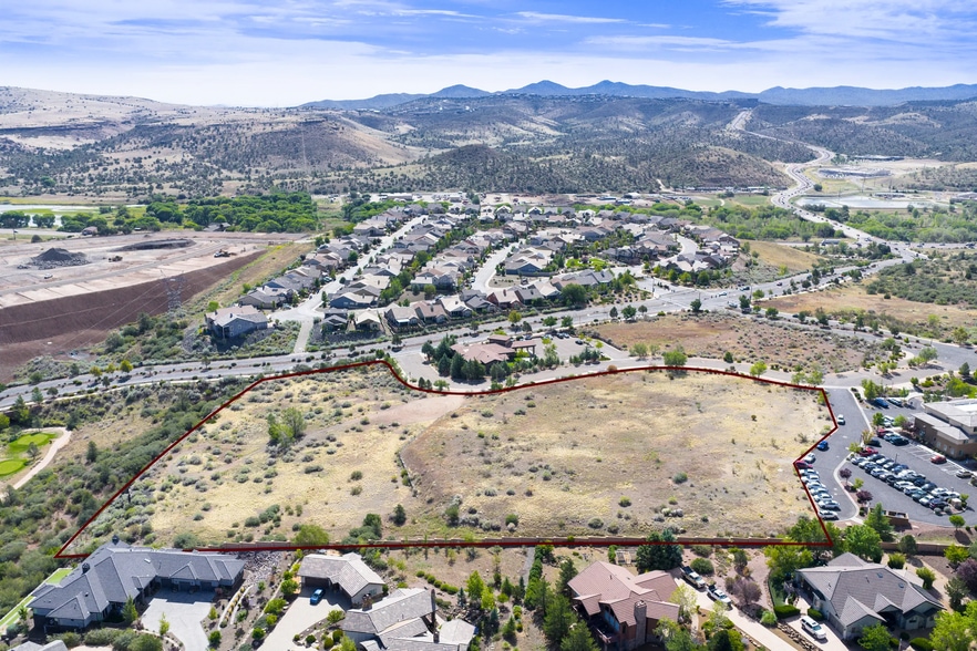 1642 Petroglyph Point Dr, Prescott, AZ for sale - Primary Photo - Image 1 of 4