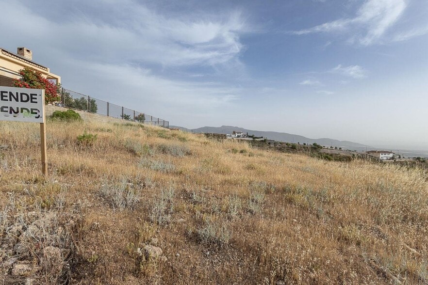 Calle Pinos Puente, 20, La Zubia, Granada for sale - Building Photo - Image 2 of 14
