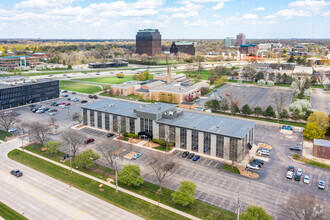 26400 Lahser Rd, Southfield, MI - aerial  map view