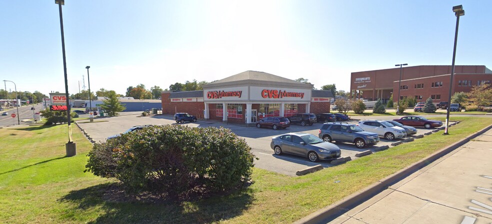 4521 N Prospect Rd, Peoria Heights, IL for lease - Building Photo - Image 3 of 7