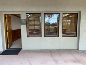 650 Alamo Pintado Rd, Solvang, CA à louer Photo intérieure- Image 2 de 13