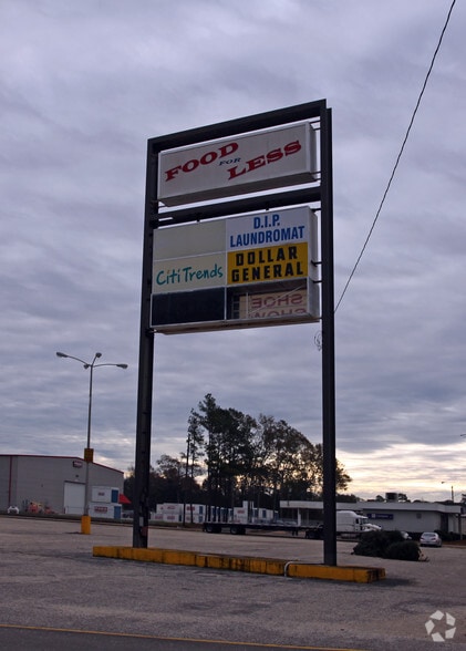 2601 Dauphin Island Pky, Mobile, AL for lease - Building Photo - Image 3 of 6