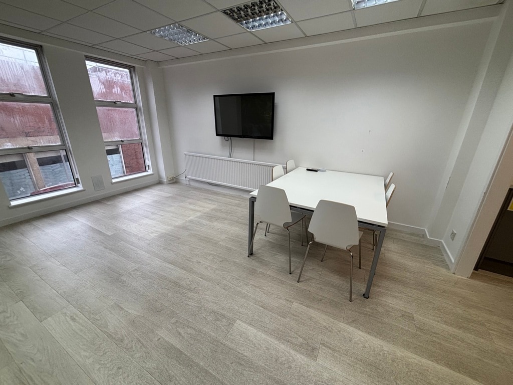 20 King St, Maidenhead à louer Photo intérieure- Image 1 de 5