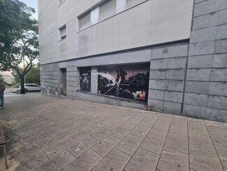 Plus de détails pour Multi-résidentiel à vendre