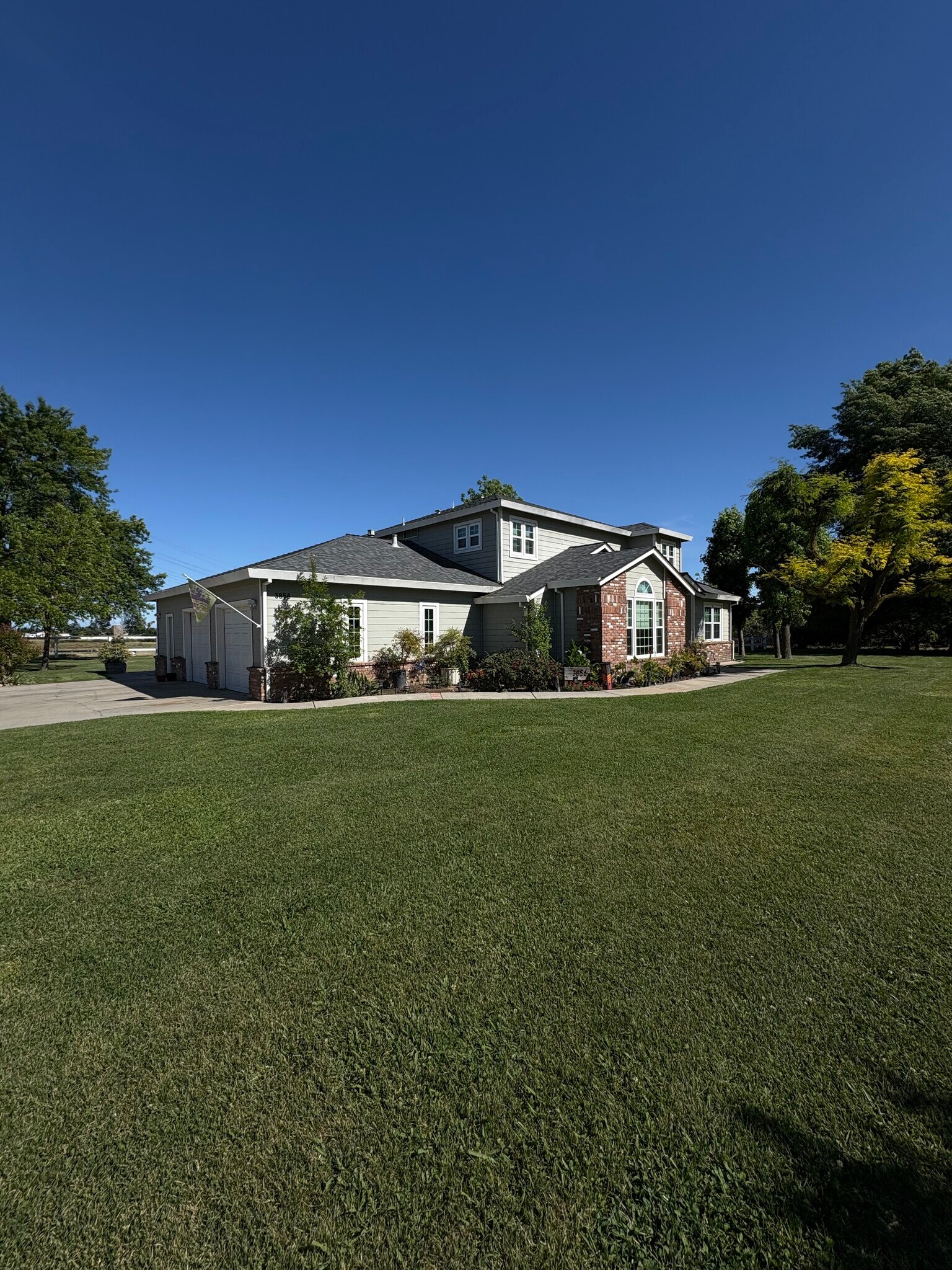 3856 N Gardner Ave, Merced, CA à vendre Photo principale- Image 1 de 2