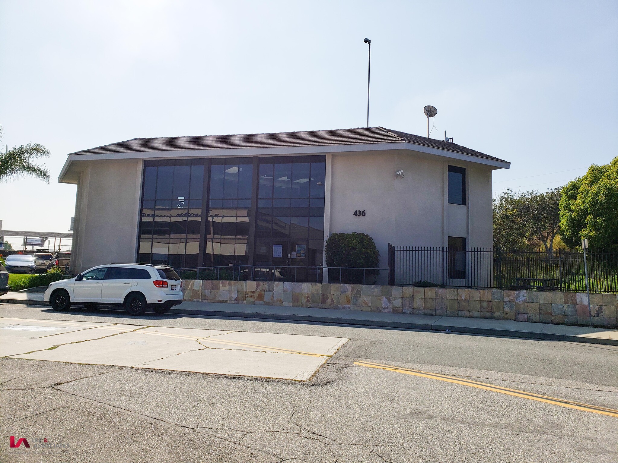 436 W Walnut St, Gardena, CA for lease Primary Photo- Image 1 of 11