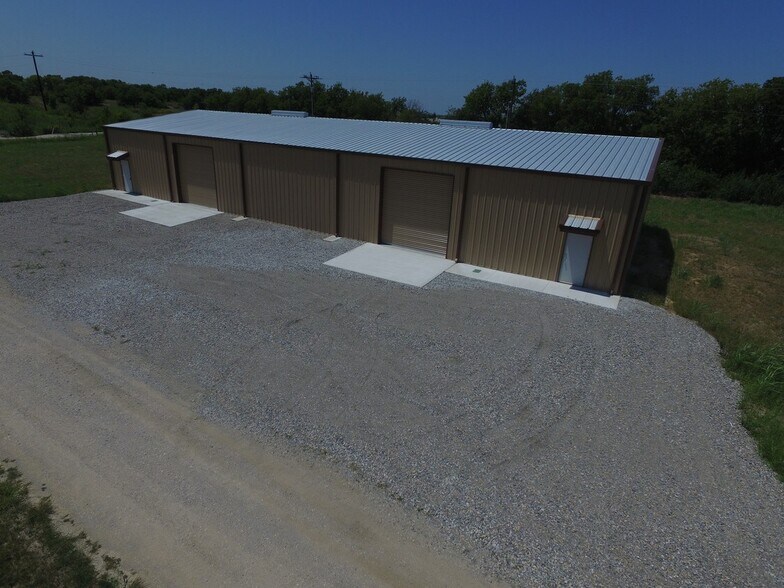 11647 Armetco Dr, Justin, TX for lease - Building Photo - Image 2 of 13