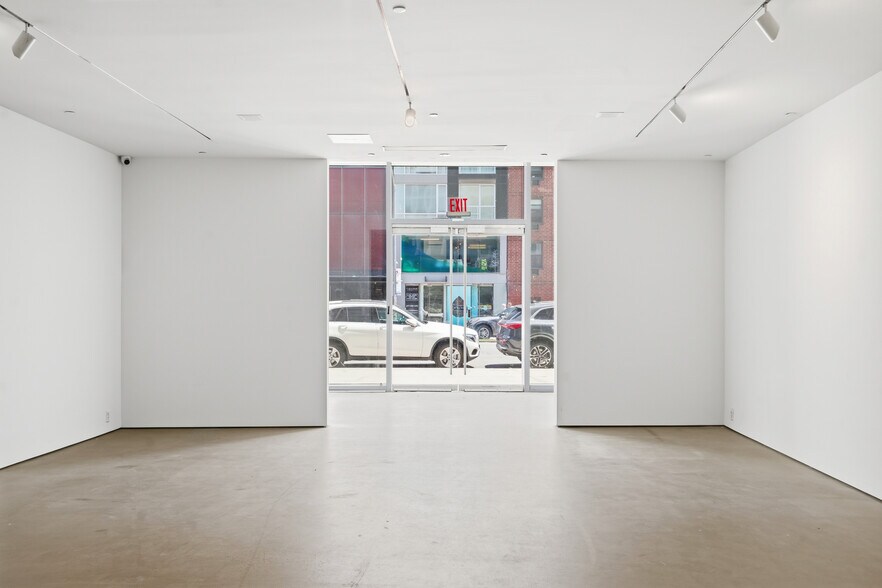260 Bowery, New York, NY for lease - Building Photo - Image 2 of 28