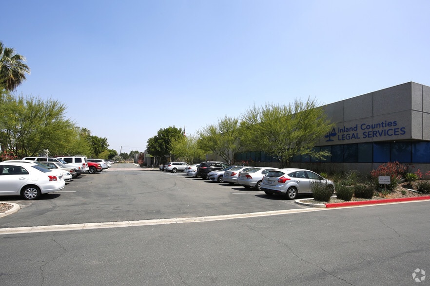 1040 Iowa Ave, Riverside, CA for sale - Building Photo - Image 3 of 4