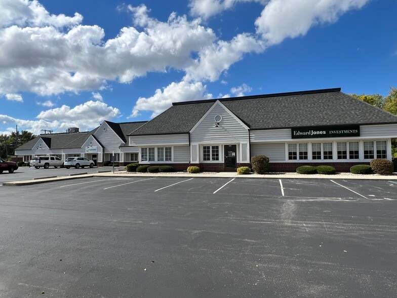 1320 E 53rd St, Anderson, IN for lease - Building Photo - Image 2 of 18