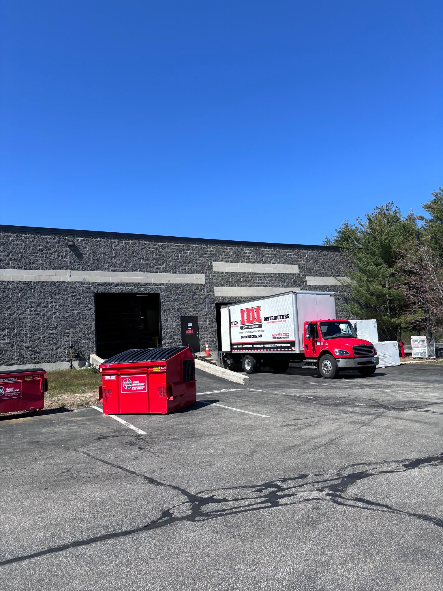 34 Londonderry Rd, Londonderry, NH à vendre Photo du bâtiment- Image 1 de 1