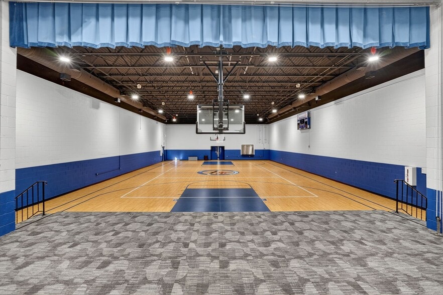 8225 Barrett Dr, Manassas, VA for lease - Building Photo - Image 3 of 22