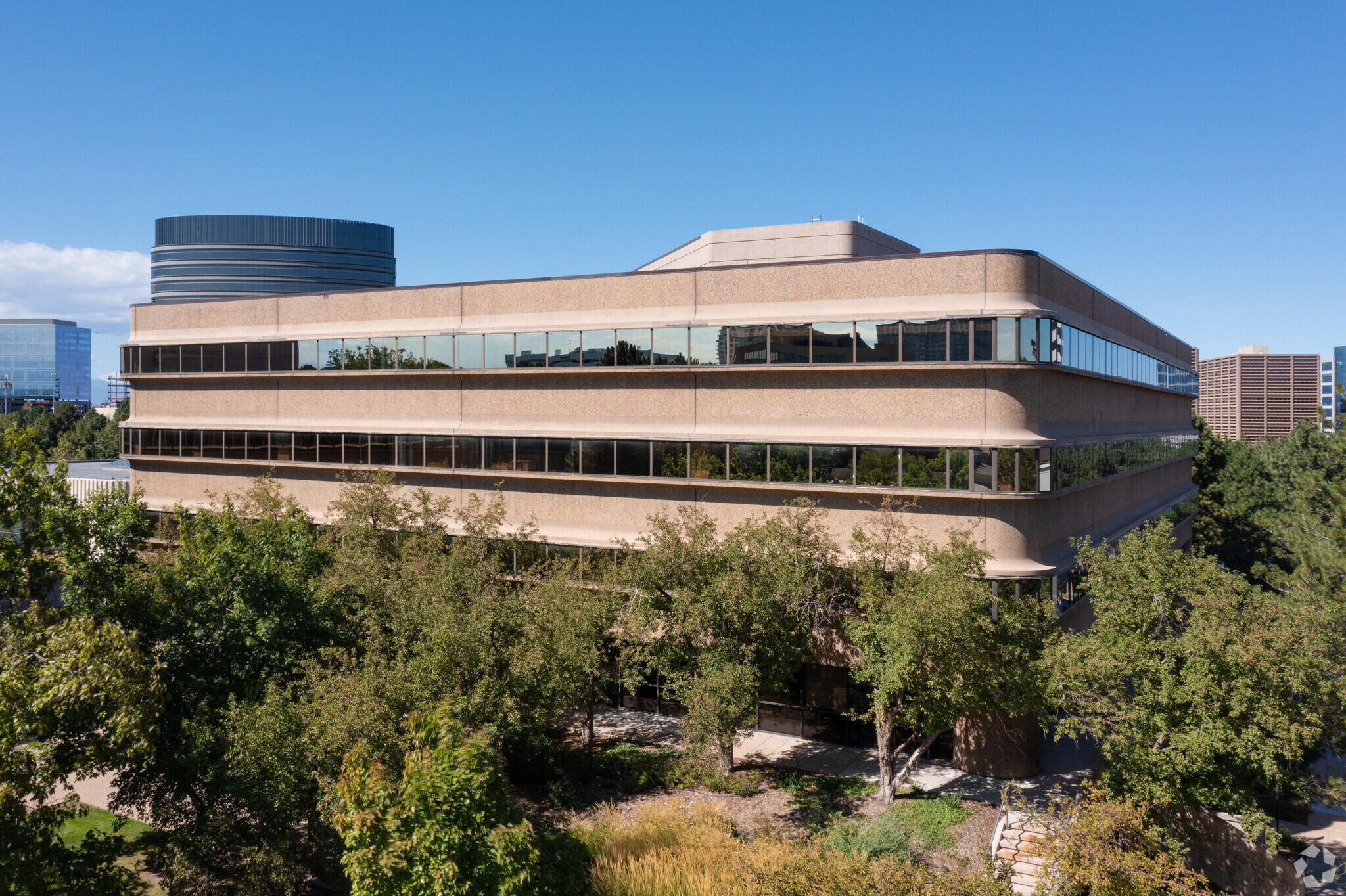 7730 E Belleview Ave, Greenwood Village, CO à louer Photo du bâtiment- Image 1 de 6