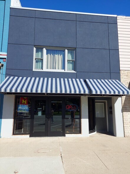 117 W Washington St, Osceola, IA à vendre - Photo du bâtiment - Image 3 de 33