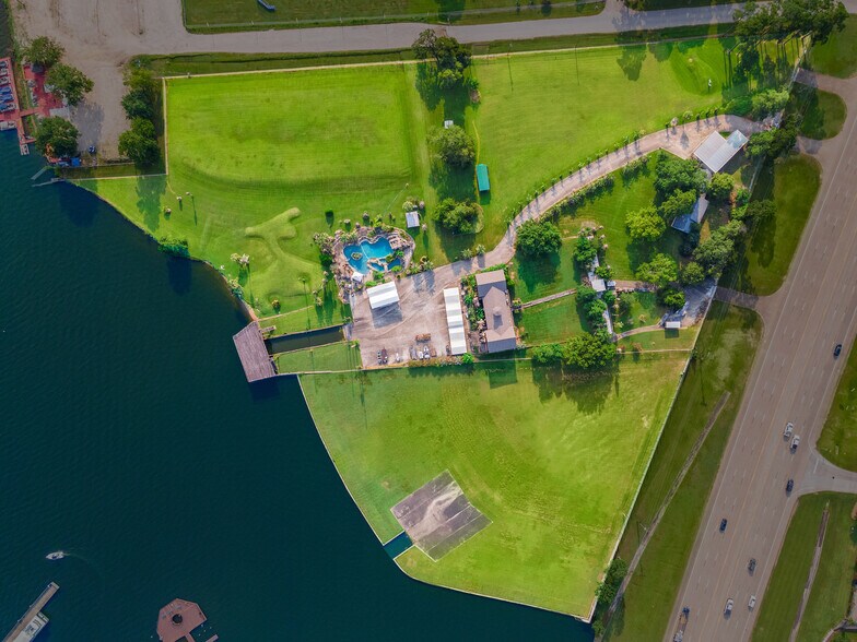 14982 Highway 105 W, Montgomery, TX à vendre - Aérien - Image 3 de 4