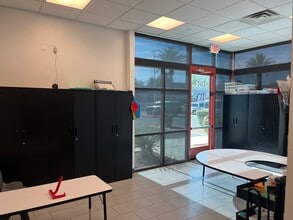 375 N Stephanie St, Henderson, NV for lease Interior Photo- Image 2 of 10