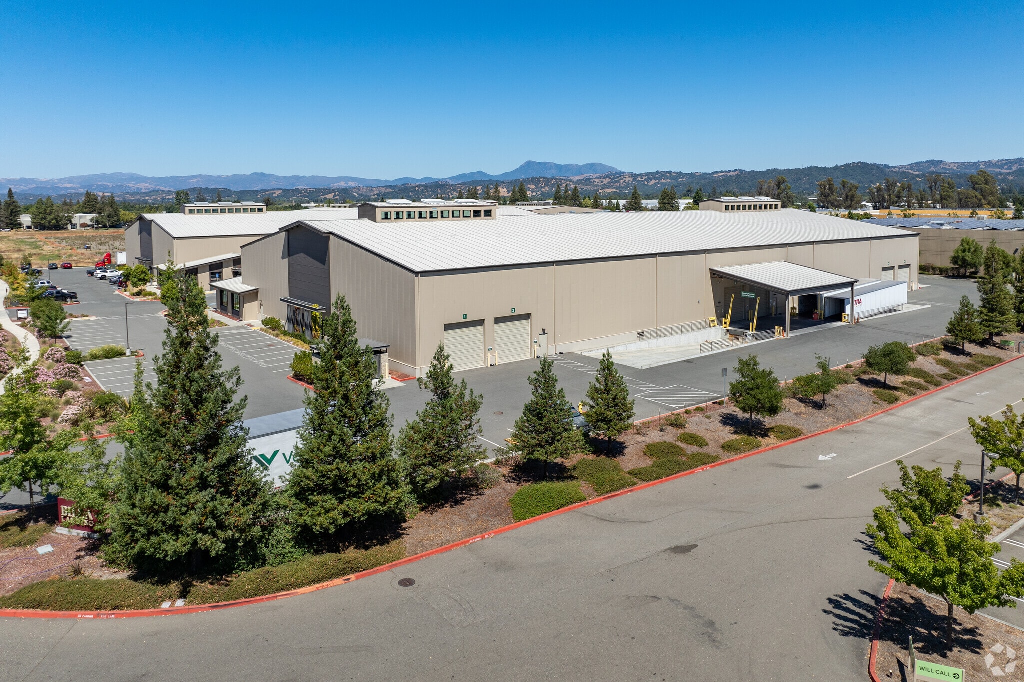 3300 N Laughlin Rd, Santa Rosa, CA à louer Aérien- Image 1 de 22