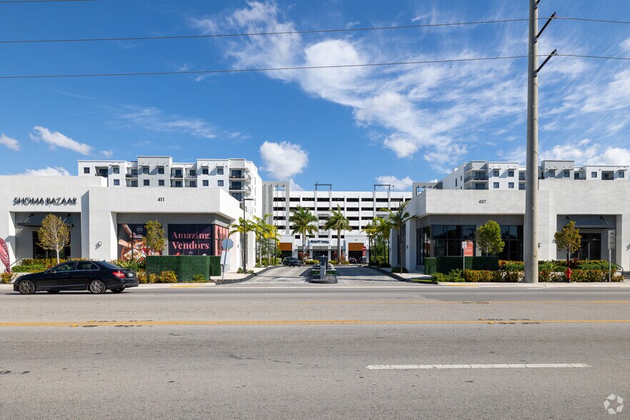 401 Hialeah Dr, Hialeah, FL à louer - Photo du bâtiment - Image 2 de 5