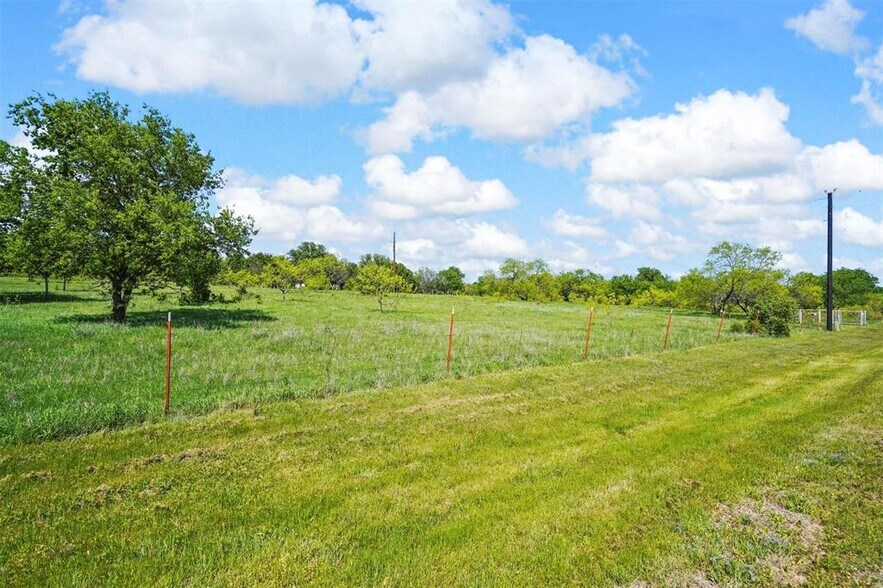 7896 Evelyn Ln, Northlake, TX à vendre - Photo du bâtiment - Image 3 de 3