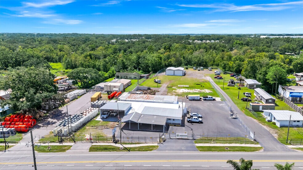 10909 E US Highway 92, Seffner, FL à vendre - Photo du bâtiment - Image 2 de 2