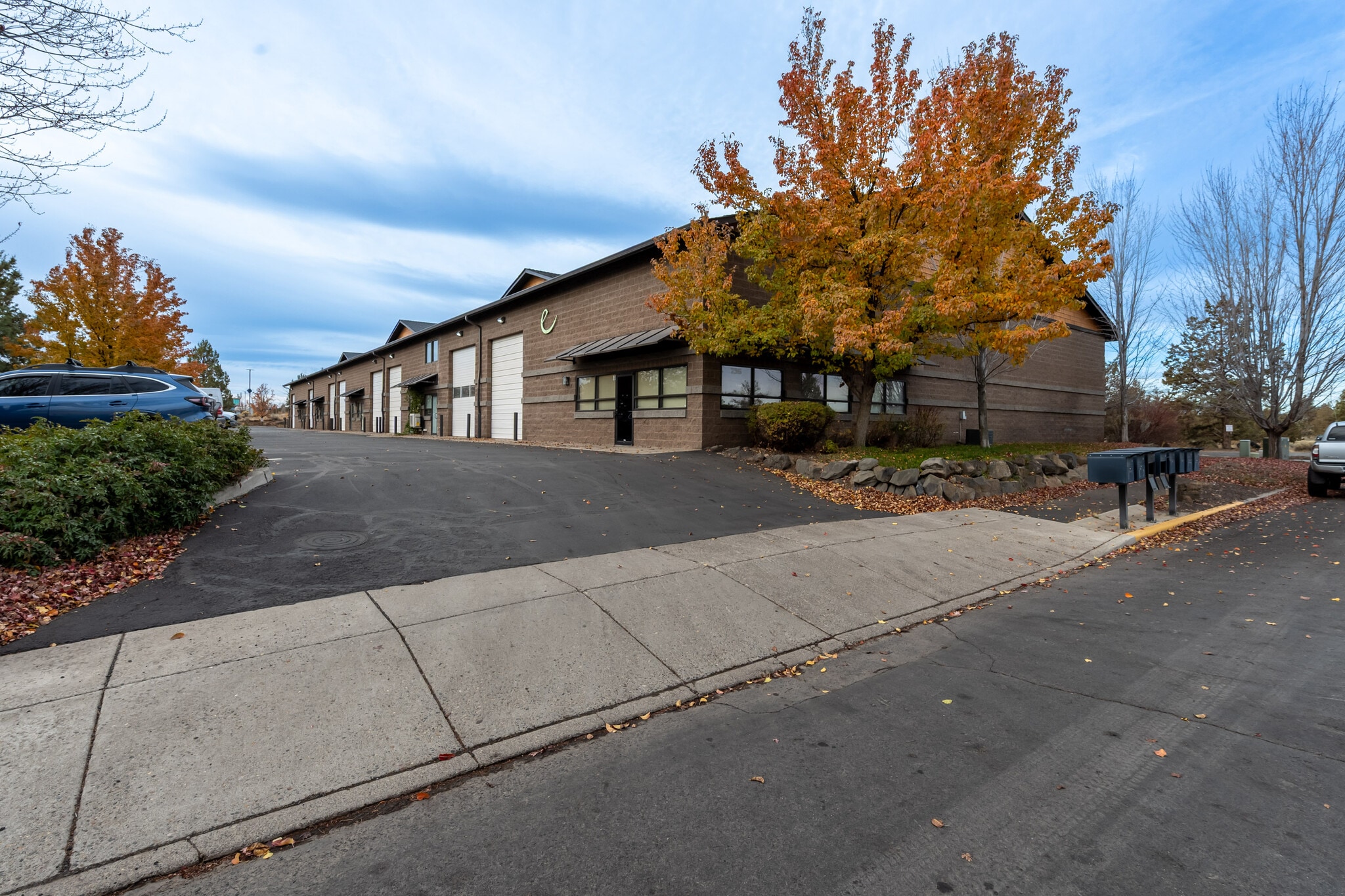 736 SW Umatilla Ave, Redmond, OR for lease Primary Photo- Image 1 of 17