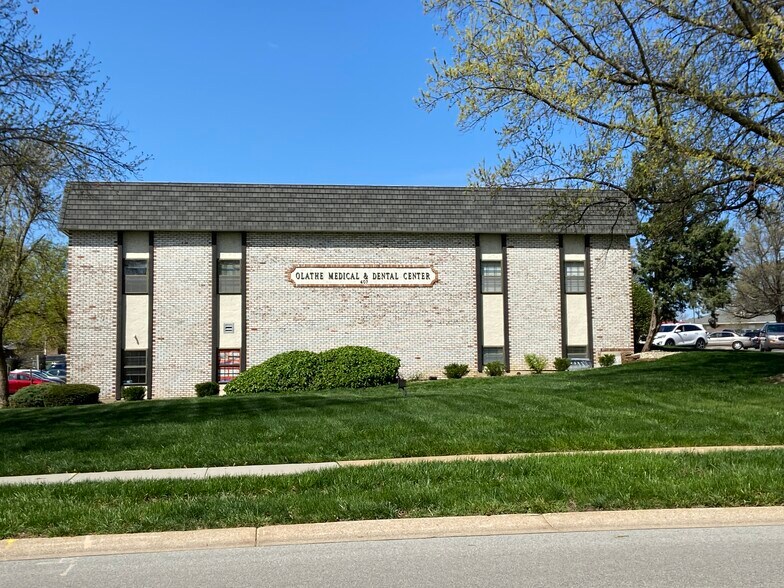405-407 S Clairborne Rd, Olathe, KS for lease - Other - Image 2 of 9