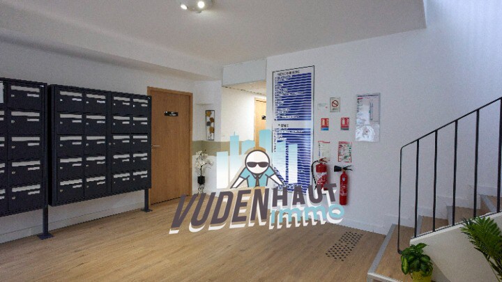Bureau dans Toulouse à vendre - Hall d’entrée - Image 1 de 9